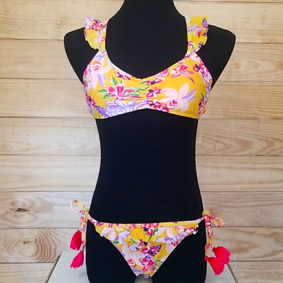 Ruffly Bikini
